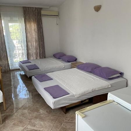 Apartments Neda Sutomore Exterior foto